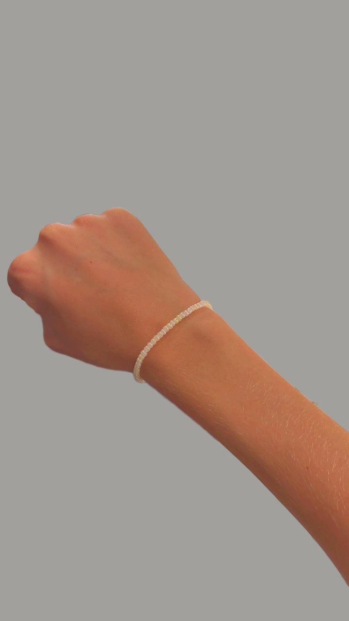 Butter Smooth Minimal